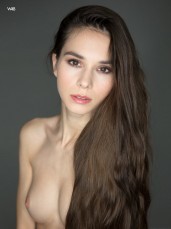 Leona Mia